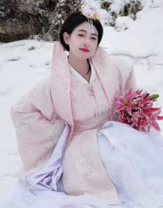 琼爷 (5).jpg